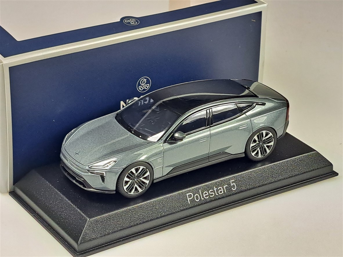 POLESTAR 5 2025 Storm