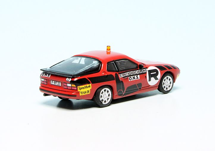 PORSCHE 924 ONS 1980 Red - obrazek 2