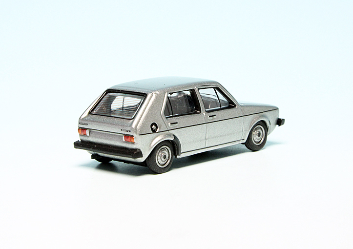 VOLKSWAGEN GOLF MkI 1976 Silver - obrazek 2