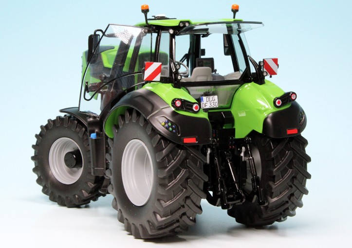 DEUTZ FAHR 9340 TTV Tractor (Facelift 2022) Green - obrazek 6