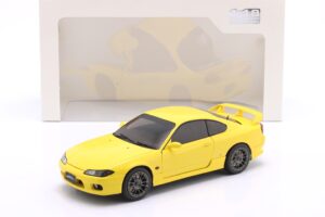 NISSAN SILVIA (S15) Spec-R Aero 1999 Yellow