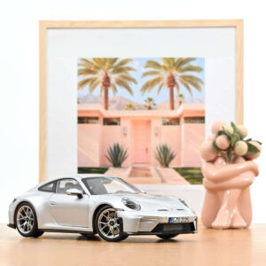 PORSCHE 911 GT3 w/Touring Pack 2025 GT Silver metallic