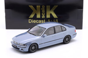 BMW M5 (E39) 1998 Silverstone blue metallic