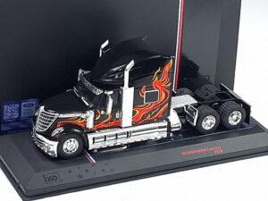 INTERNATIONAL LONESTAR 2010 Black/Red flames